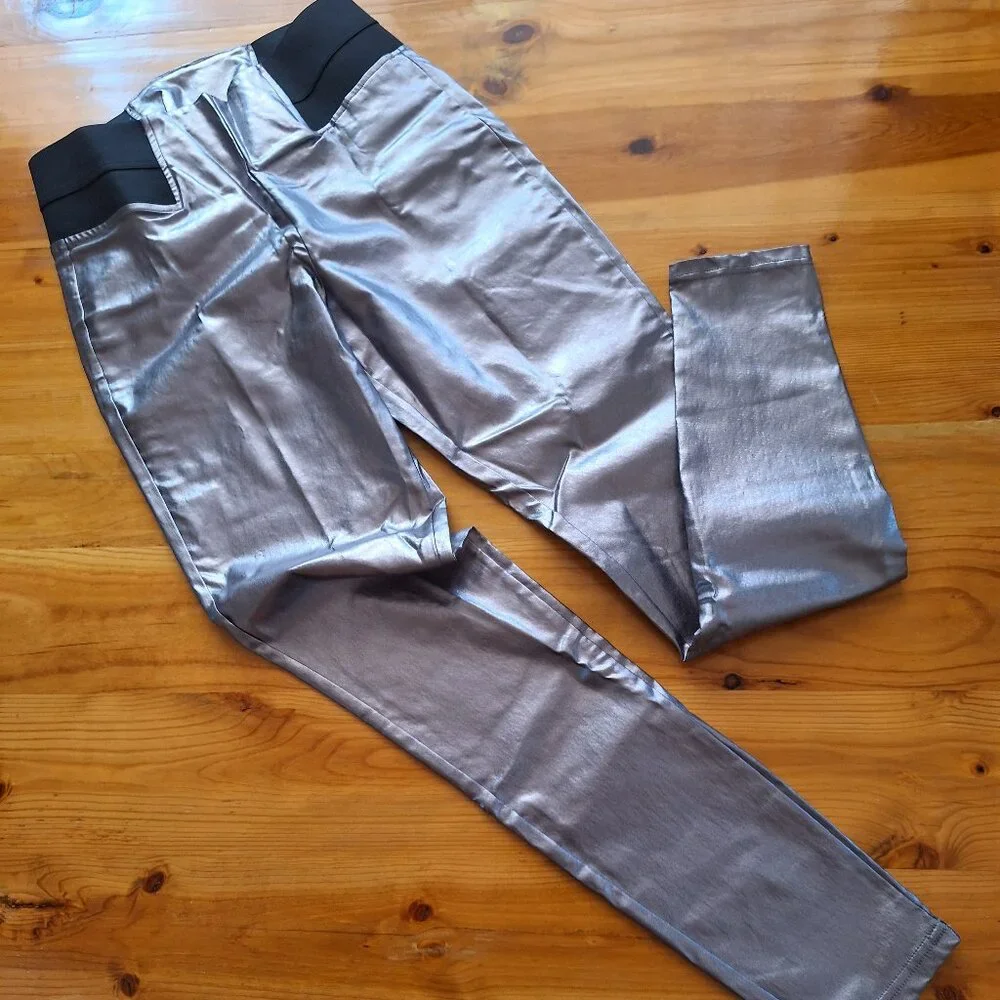 Simply Vera Coated-Denim Leggings - Picture 1 of 10